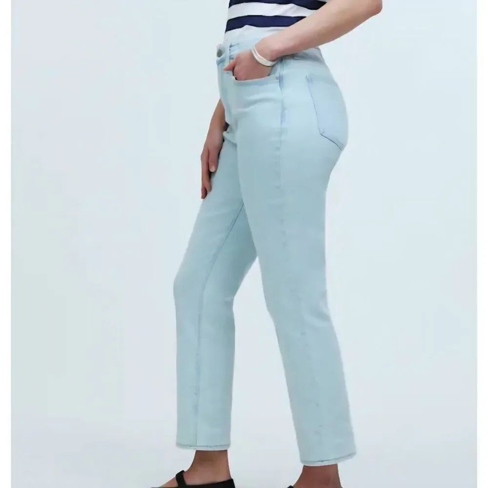 Madewell Jeans Women's 26 Blue Light Wash Curvy Perfect Vintage Jean Stretch
